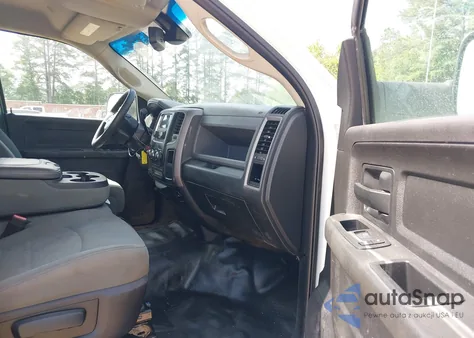 2018 Ram 2500 Tradesman 4X2 6'4 Box из США, поврежденный, VIN 3C6UR4CJ4JG306531